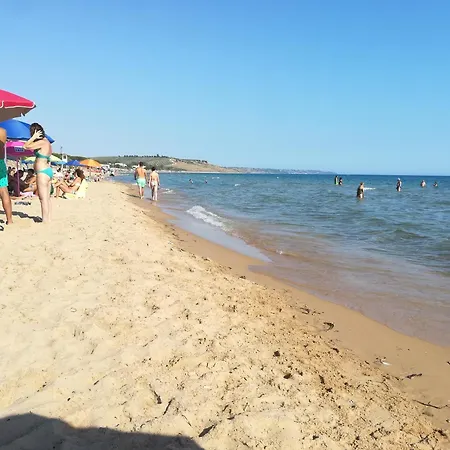 Casa Bandiera Blu בית נופש *