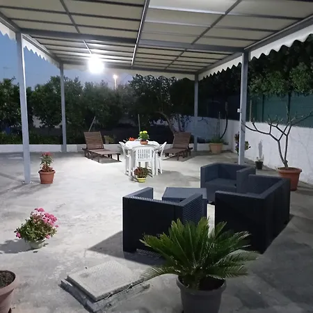Casa Bandiera Blu בית נופש *